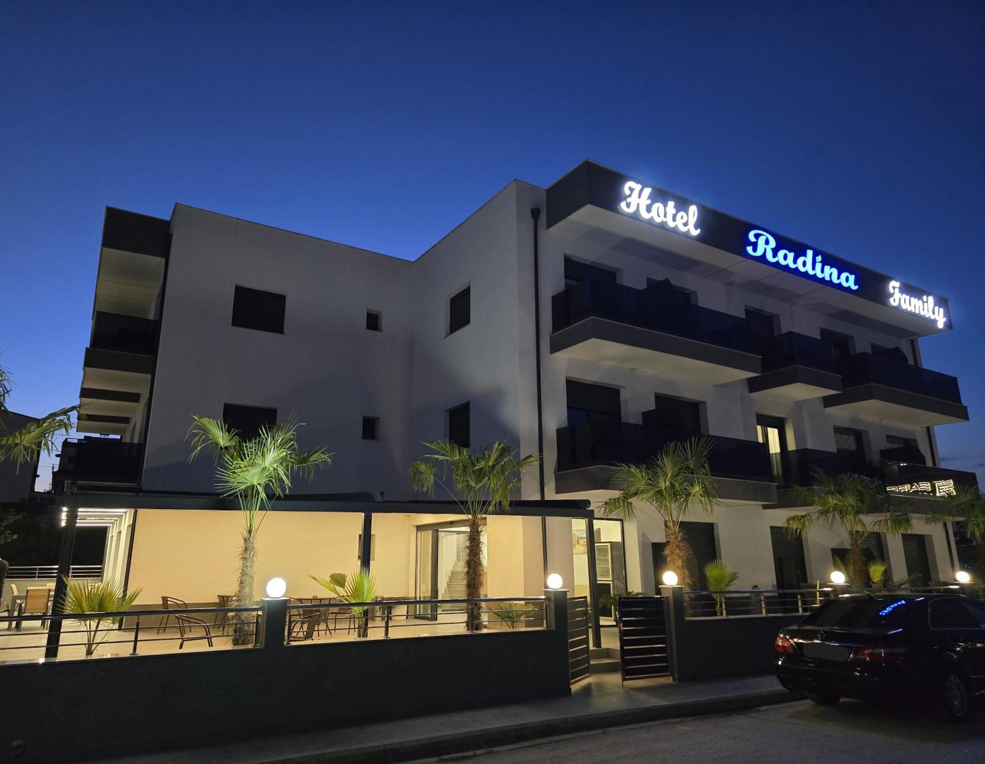 Kallithea  Radina Familyアパートホテル エクステリア 写真